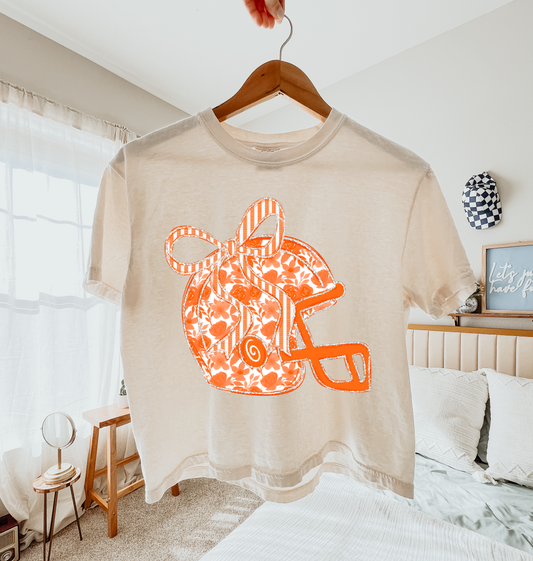 Comfort Colors Tennessee Vols Spiritwear Boxy Crop Tee/Orange Helmet Crop