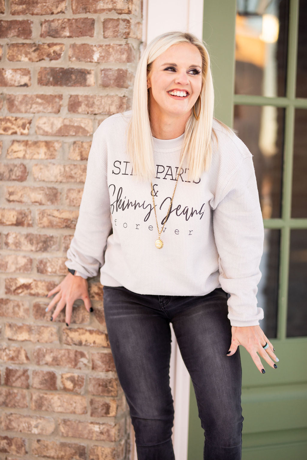 Side Parts and Skinny Jeans Retro Vibes Sweatshirt / Millennial Mom Life/ Western Vintage Style Sweater -Funny Millennial Sweatshirt