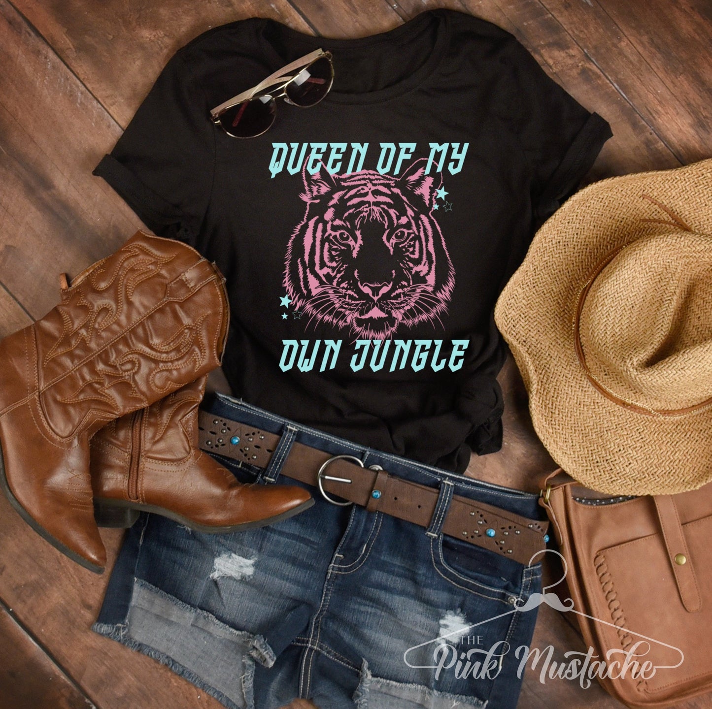 Soft Style Queen Of My Own Jungle Shirt / Sizes 2T-XXXL /Mom Life Tee/ Gifts for Her