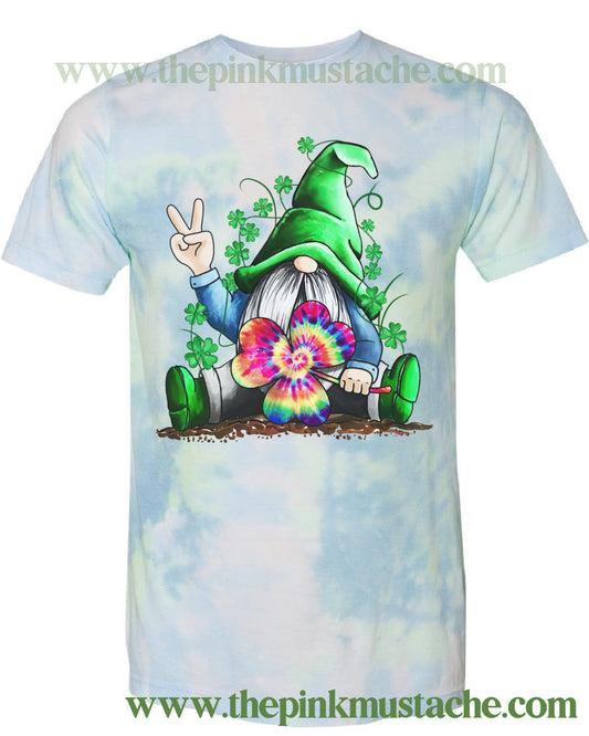 Hand Dyed Softstyle Lucky Gnome Tie Dye St Patty's Day Tee / Western Vintage Style Tee - St Patricks Day Shirt